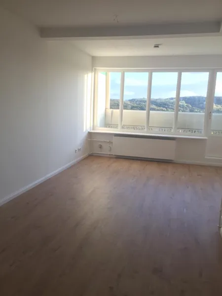 Nähe Uni/Messe/Olympiastadion/Grunewald - gehobene Westend-Lage, modernisierte Wohnung — photo 1